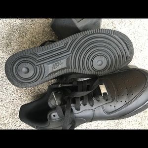 Nike AF 1 is in excellent condition!